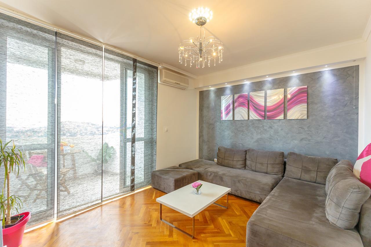 Skyscraper Apartment Дубровник Екстериор снимка